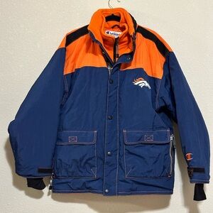 Vintage Champion Denver Broncos Insulated Jacket Large NFL Hooded Coat